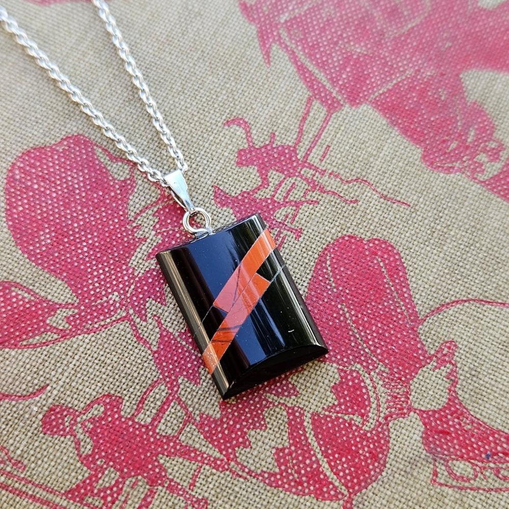 Black Onyx Red Stone Lightning Bolt Inlay Pendant Necklace Silver Tone Chain